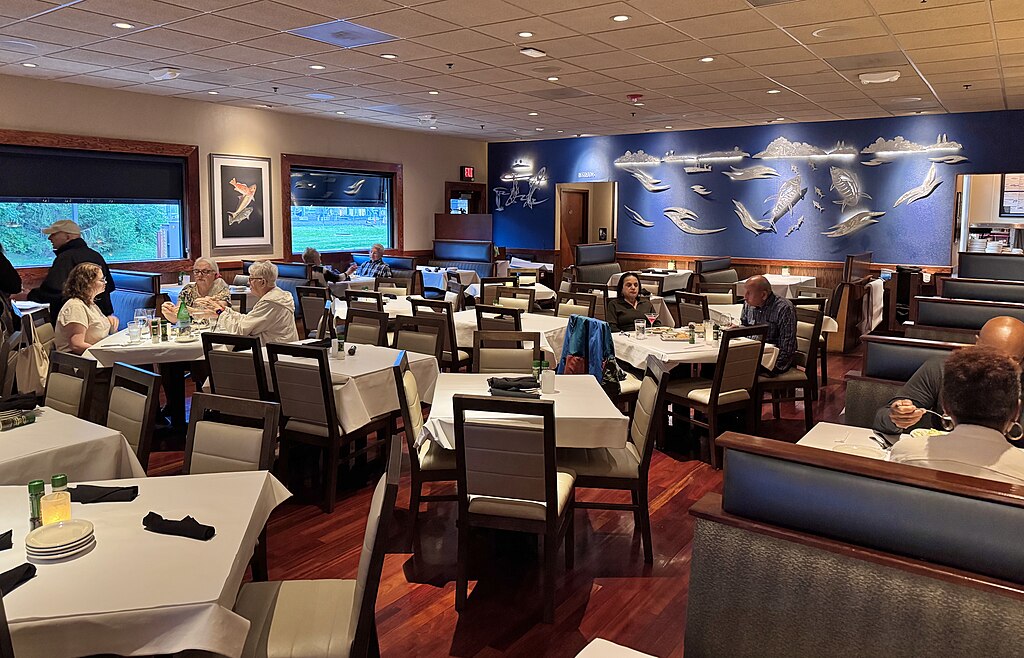 Ambiance chaleureuse au restaurant